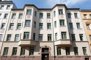 Wohnung kaufen in 04229 Schleußig, Kapitalanlage in Leipzig - 2-Zimmer-Wohnung in Altbau