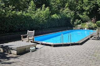 Wohnung kaufen in Hadorfer Straße 5 b, 82319 Starnberg, 2-Zimmer-Wohnung mit Außenpool in gepflegter Wohnanlage und Tiefgarage in Starnberg (Söcking)