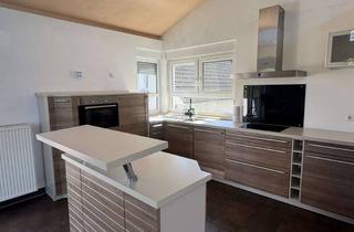 Wohnung mieten in 64380 Roßdorf, Wohnen mit Charakter: Großzügige 4-Zimmer-Dachgeschosswohnung in Roßdorf