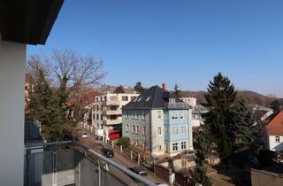 Wohnung mieten in Rennerbergstraße, 01445 Radebeul, Herrlicher Blick in die Weinberge - Aufzug, Tiefgarage und Balkon!