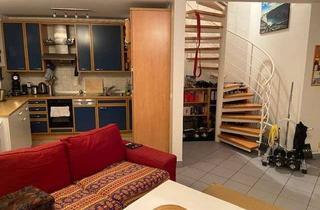Wohnung mieten in Dresdener Straße, 73730 Esslingen, Charmante 2-Zimmer-Maisonette mit Terrasse, Garten und TG-Stellplatz in Esslingen