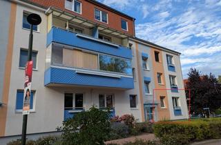 Wohnung mieten in Geschwister-Scholl-Straße 11, 17033 Stadtgebiet West, Alltagstaugliche 3-Zimmer-Wohnung in Neubrandenburg