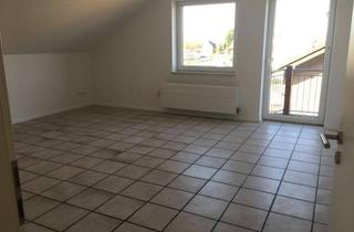 Wohnung mieten in Danziger Straße 131, 52525 Heinsberg, Wohnen mit Charakter: 3-Zimmer-Dachgeschosswohnung in Heinsberg