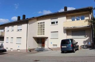Wohnung mieten in Werastraße 13/15, 73312 Geislingen, Schöne 2,5 Zimmer Dachgeschosswohnung mit Garage in sehr guter Lage