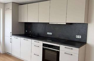 Wohnung mieten in 54329 Konz, Frisch renovierte 3-Zimmer-Dachgeschosswohnung mit moderner Ausstattung, Balkon, Stellplatz & neuer