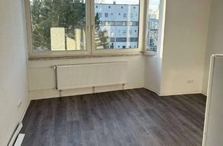 Wohnung mieten in Kantstraße 11, 38112 Veltenhof, Bezug nach Sanierung mit EBK: 3-Zimmer-Maisonette-Wohnung