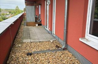 Sozialwohnungen mieten in Ernstbergstraße 95, 50765 Blumenberg, 2-Zimmer SENIORENwohnung im DG mit WBS