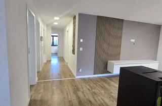 Wohnung mieten in 72229 Rohrdorf, Kernsanierte 5-Zi.-Wohnung | 111 m² | Garten, Balkon & Garage Gesamtmiete: 1.630,00 € / Monat