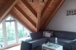 Wohnung mieten in Weißpfennigweg 18 a, 81825 Trudering-Riem, Gepflegte 2-Zimmer-Dachgeschosswohnung in München-Trudering