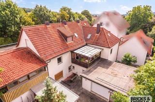 Doppelhaushälfte kaufen in 91154 Roth, Für Familien mit Platzbedarf: Doppelhaushälfte in Roth, Einliegerwohnung vermietet.