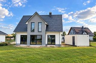Haus kaufen in Ponnsdorfer Weg 4 A, 03249 Sonnewalde, Jetzt zum Vorteilspreis: Modernes Landhaus inkl. Grundstück & Einbauküche