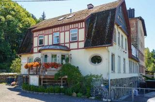 Haus kaufen in 09488 Thermalbad Wiesenbad, Historisches Anwesen mit 4 Einheiten – Wohnen, Vermieten und Arbeiten