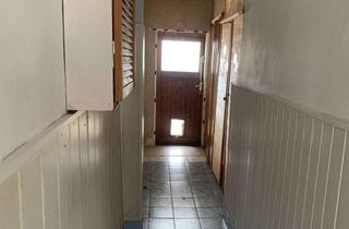Haus kaufen in Große Wallstrasse, 06780 Zörbig, Kompaktes Haus in Zörbig: Raum für Ihre Ideen
