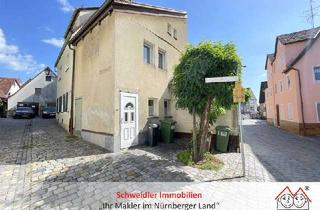 Haus kaufen in 91207 Lauf, Anders wohnen, mitten in Lauf! Einzigartiges Tiny-Stadthaus für Individualisten in der Innenstadt