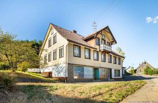 Haus kaufen in 79871 Eisenbach, Historisches Wohn- und Geschäftshaus mit zusätzlichen Grundstücksflächen und Bebauungspotenzial