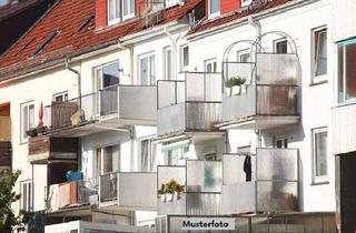 Haus kaufen in Hasselsstr. xxx, 40599 Benrath, Fünffamilienhaus + Kapitalanlage +