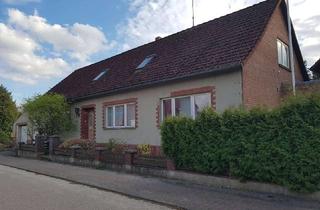 Haus kaufen in 39624 Kakerbeck, Ansprechendes Zweifamilienhaus mit großzügigem Grundstück und geschlossenem Hof in idyllischer Lage