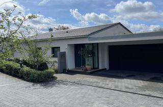 Haus mieten in 72663 Großbettlingen, Traumhaftes hochwertiges Einfamilien-Haus mit 8 Zimmern - toller ruhiger Lage mit Aussicht