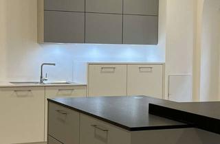 Haus mieten in Wittelsbacher Straße, 66954 Pirmasens, Lichtdurchflutetes Hinterhaus - Erstbezug nach Kernsanierung