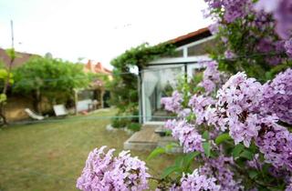 Haus mieten in Lerchenhöhe 18, 96132 Schlüsselfeld, Modernes energieeffizientes Einfamilienhaus mit idylischem Garten