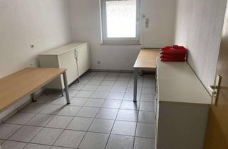 Büro zu mieten in Lindlarer Straße 111, 51491 Overath, Immekeppel: Büroraum mit KFZ-Außenstellplatz