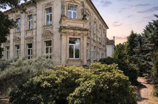Gewerbeimmobilie kaufen in 01219 Seevorstadt-Ost/Großer Garten, Einzigartige Gewerbeadresse: Historische Stadtvilla am Großen Garten für Kanzleien, Praxen und Büros