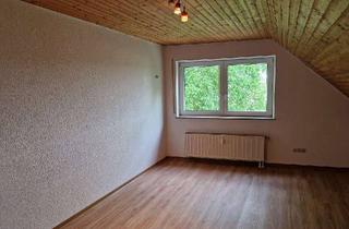 Wohnung mieten in Sterntalerweg 162, 97084 Heidingsfeld, Gepflegte 2-ZW im Dachgeschoss in Heidingsfeld - gut für 2er-WG geeignet!