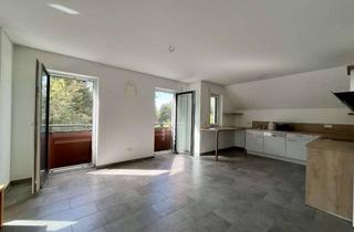 Wohnung mieten in 86853 Langerringen, Großzügige drei Zimmer Dachgeschosswohnung