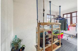 Wohnung mieten in 60529 Schwanheim, Maisonette-Wohnung mit 3,5 Zimmern in Frankfurt Schwanheim