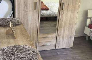 Wohnung mieten in Heisingstraße 32, 47137 Mittelmeiderich, Wohnen mit Charakter: 3-Zimmer-Dachgeschosswohnung in Duisburg