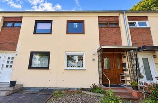 Haus kaufen in 24610 Trappenkamp, Gepflegtes Reihenmittelhaus mit Garage und Garten – Trappenkamp