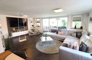 Haus kaufen in 31199 Diekholzen, Hochwertig modernisiertes Ein-/Zweifamilienhaus mit 2 Wohneinheiten, Balkon & Garten