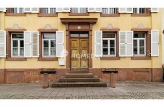 Haus kaufen in 63739 Aschaffenburg, Historisches Mehrgenerationenhaus: Ca. 438 qm Raumwunder mit Hof, Remise und Mainblick - Preis a.A.