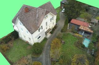 Doppelhaushälfte kaufen in 78048 Villingen-Schwenningen, Doppelhaushälfte in Villingen mit 1.527 m² Grundstück