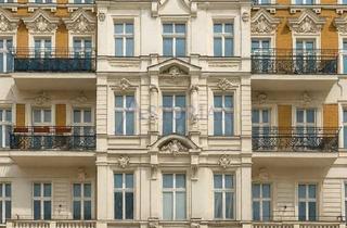 Wohnung kaufen in Straße 17, 10781 Berlin, 4‑Zimmer Wohnung in gefragter Lage nahe Winterfeldplatz - Teilsaniert