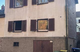 Doppelhaushälfte kaufen in 66125 Saarbrücken, Doppelhaushälfte in ruhiger Lage – Ideal für Familien oder Mehrgenerationen