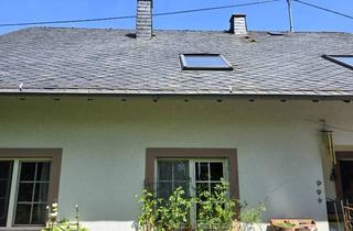 Haus kaufen in 54317 Farschweiler, Schönes Landhaus mit 3 Wohneinheiten, Garten, Ortsrand, Garagen
