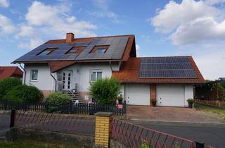 Einfamilienhaus kaufen in 34587 Felsberg, Attraktives Haus mit viel Platz für eine Familie. Keine Käuferprovision!
