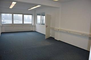 Büro zu mieten in 57258 Freudenberg, Teil-Büroetage mit 4 Büros, Bad, Teeküche, getrennte Toiletten, Archiv, Aufzug