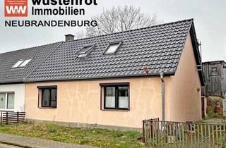 Doppelhaushälfte kaufen in 17089 Siedenbollentin, MODERNISIERTE DOPPELHAUSHÄLFTE MIT NEUEM DACH UND DOPPELGARAGE UND GARTENGRUNDSTÜCK
