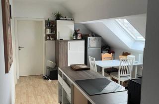 Wohnung mieten in 76185 Karlsruhe, Schöne 4-Zimmer Dachgeschosswohnung in Karlsruhe-Grünwinkel zu vermieten