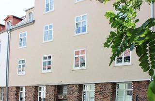 Wohnung kaufen in 99085 Erfurt, Altbauwohnung mit Balkon nahe der Erfurter Altstadt