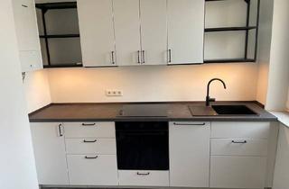 Wohnung mieten in 90443 Nürnberg, Frisch renovierte 2Zi-Whg. - Bad & Küche neu