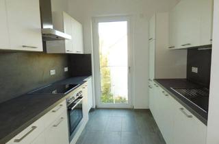 Wohnung mieten in 04275 Leipzig, Schöne, helle 2 Zi.-Whg. mit EBK, Parkett m. FBH, Aufzug und Stellplatz mgl.
