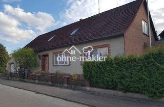 Garagen kaufen in 39624 Kalbe, Ansprechendes Zweifamilienhaus mit großzügigem Grundstück und geschlossenem Hof in idyllischer Lage