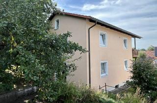 Haus kaufen in 92685 Floß, Dreifamilienhaus mit Potential in Floß zu verkaufen