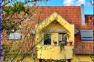 Wohnung kaufen in 01662 Meißen, Sofort einziehen & wohlfühlen, Dachgeschosswohnung mit Westbalkon in schöner Ortsrandlage von Meißen