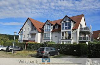 Wohnung kaufen in 91788 Pappenheim, Attraktive Kapitalanlage: Vermietete 4-Zimmer-Wohnung mit Balkon und Stellplatz