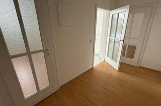Wohnung mieten in Hofer Straße 54, 09130 Chemnitz, Großzüige Whg, im 2.OG - großer Balkon an der Küche u.v.m.