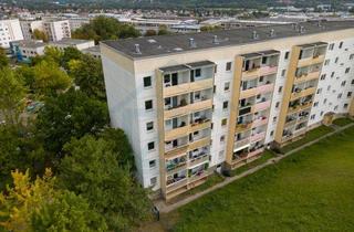 Wohnung kaufen in 07745 Jena, Gepflegte Dreiraumwohnung mit schöner Aussicht in Jena Winzerla